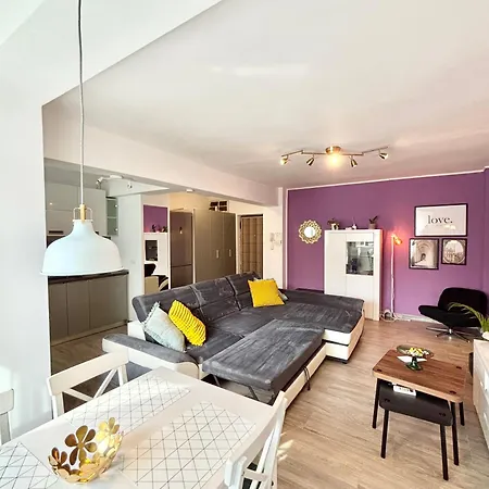 Ospitalier Piata Operei - 5 Spacious Apartments In City Center Apartment