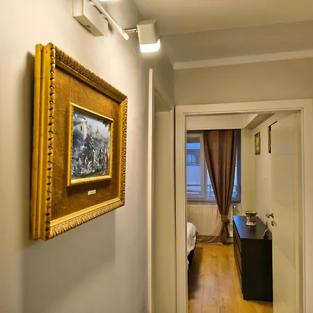 Ospitalier Piata Operei شقة *