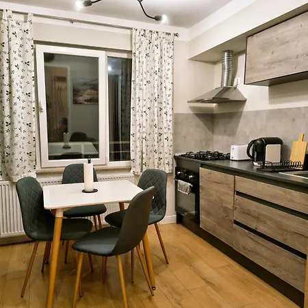 Ospitalier Piata Operei - 5 Spacious Apartments In City Center Apartment *