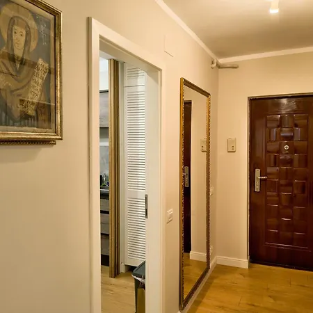 Ospitalier Piata Operei - 5 Spacious Apartments In City Center