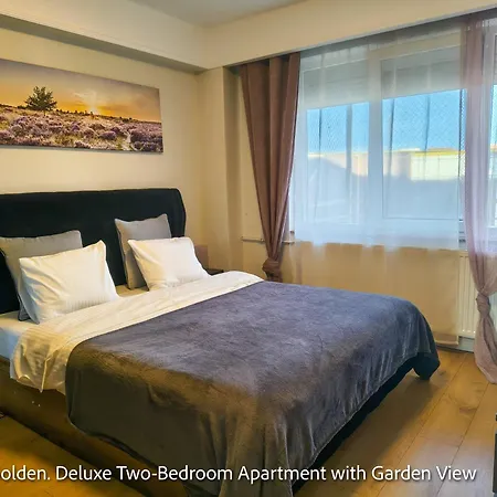 Apartament Ospitalier Piata Operei - 5 Spacious In Center Timișoara