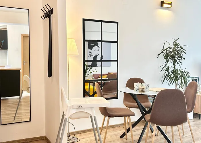 Ospitalier Piata Operei - Sunrise - Golden - Lavendel *