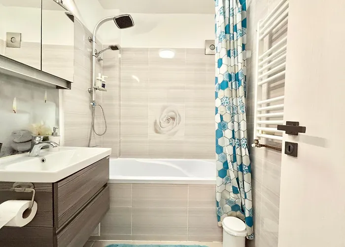 Apartment Ospitalier Piata Operei - Sunrise - Golden - Lavendel *