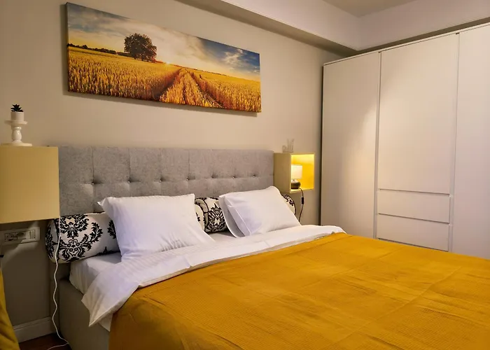 Ospitalier Piata Operei - Sunrise - Golden - Lavendel Apartment